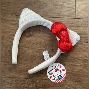 HELLO KITTY-NWT Sequins Headband with Red Bow